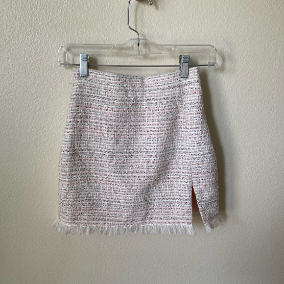 Amber x Meshki Gabrielle Tweed Mini Skirt - Picture 3 of 9